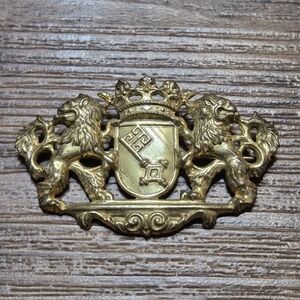 Miriam Haskell Gold Tone Double Lion Crest Pin Brooch